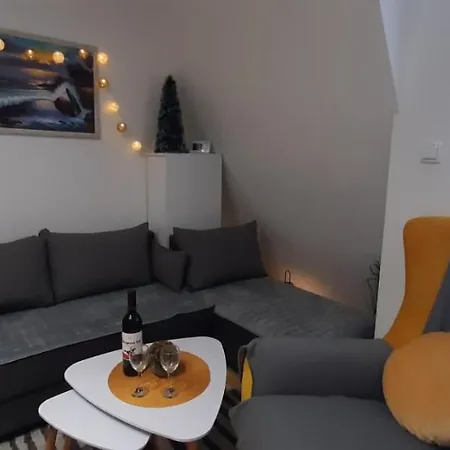 Feeling アパート *