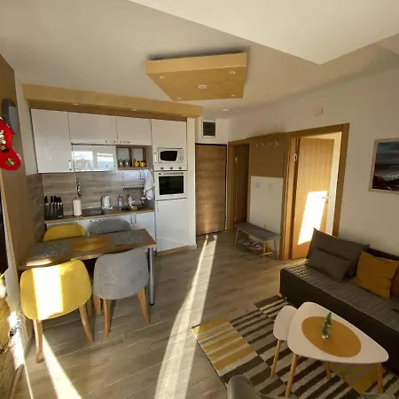 Feeling アパート Divčibare